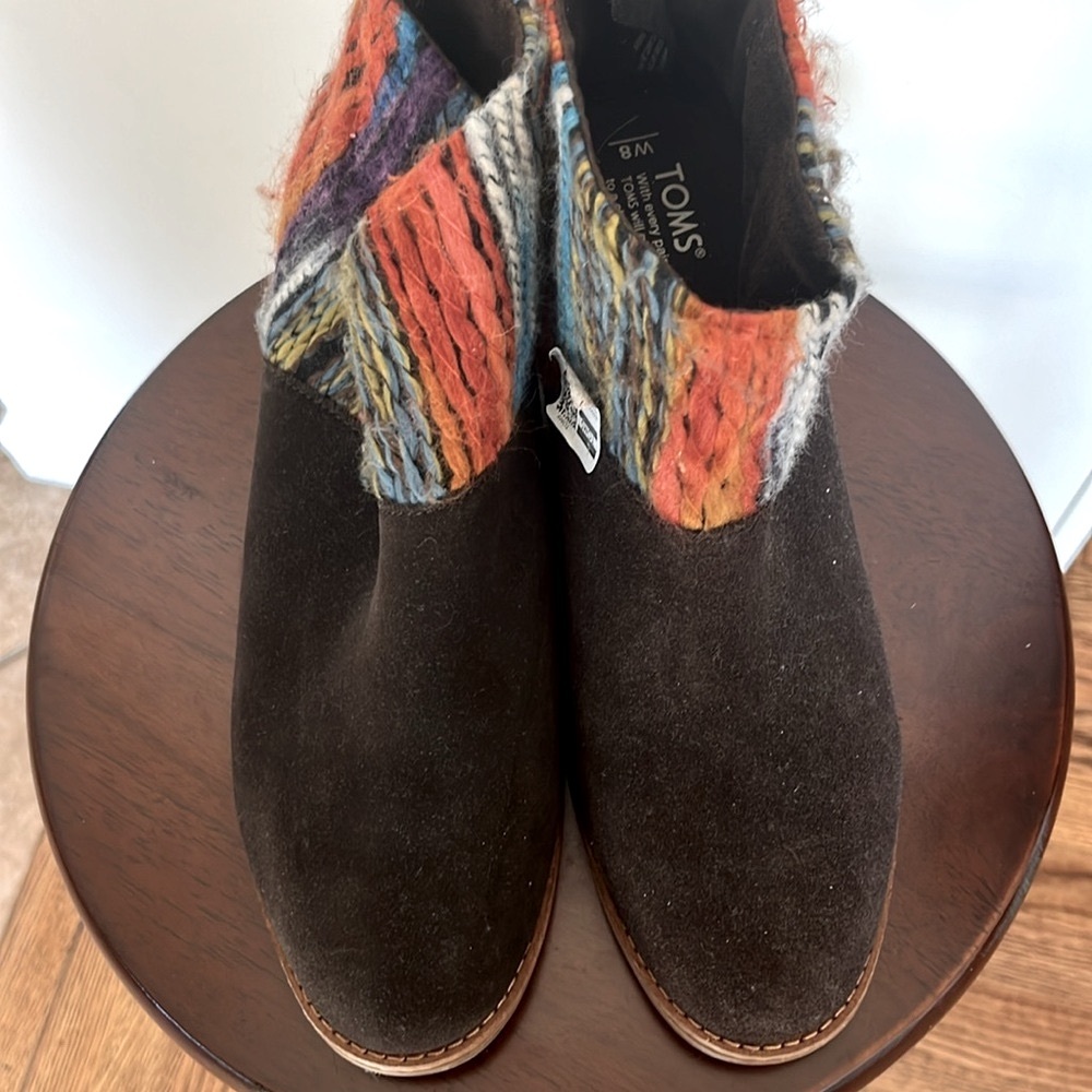 Toms Brown Ankle Boots with Colorful Knit Cuff - Picture 3 of 5